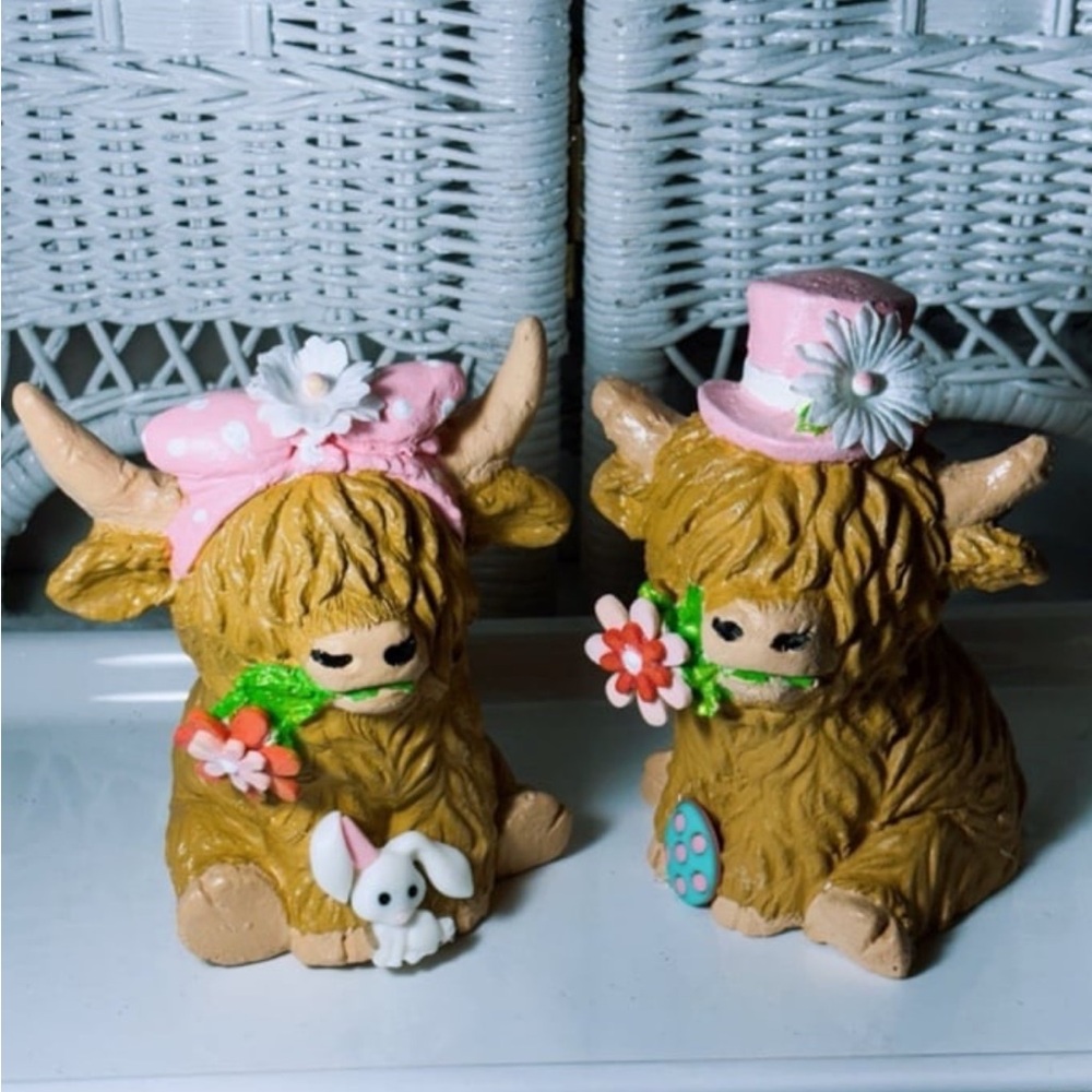 Farmhouse Easter spring highland cow couple decor set 2